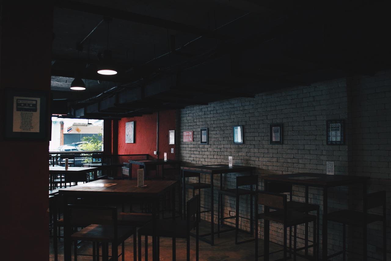 Henry'S Hotel & Gastropub Bangkok Exterior photo